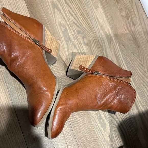 Frye Tan Leather Ankle Booties - Picture 8 of 9